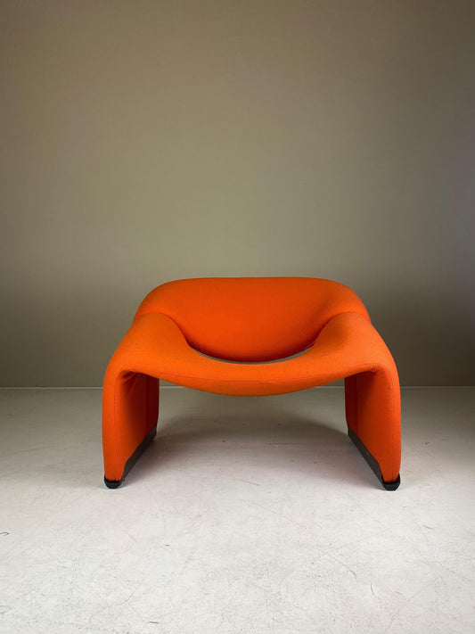 Vernieuw de royale designfauteuil met perfect passende bekleding